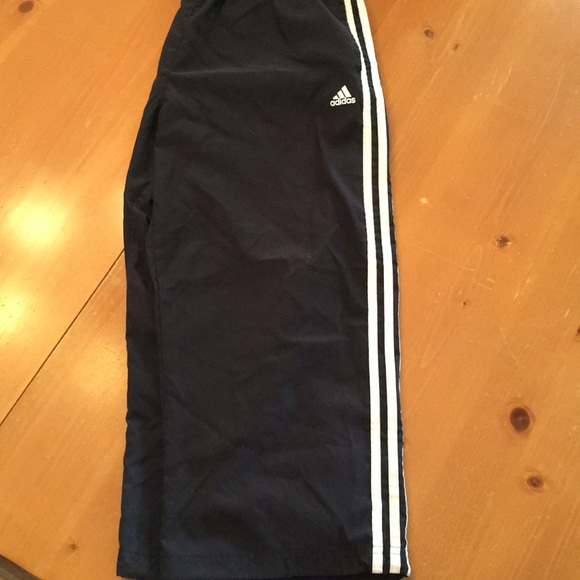 adidas Pants - Capri Adidas workout pant